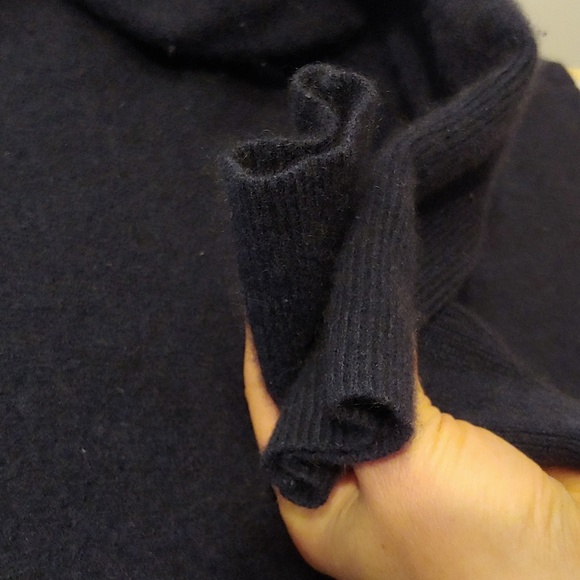 Halogen v-neck sweater; cashmere, navy blue, small - Picture 2 of 5